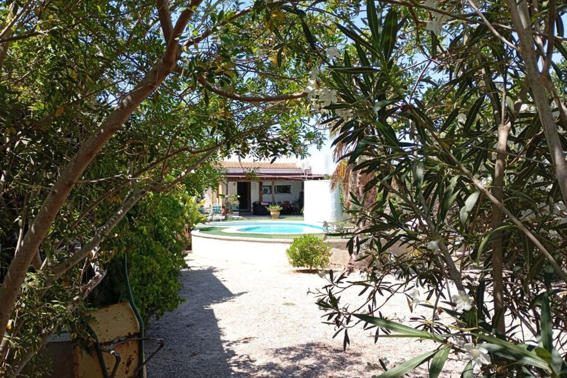 Herverkoop - Landhuis -
Daya Nueva - Costa Blanca