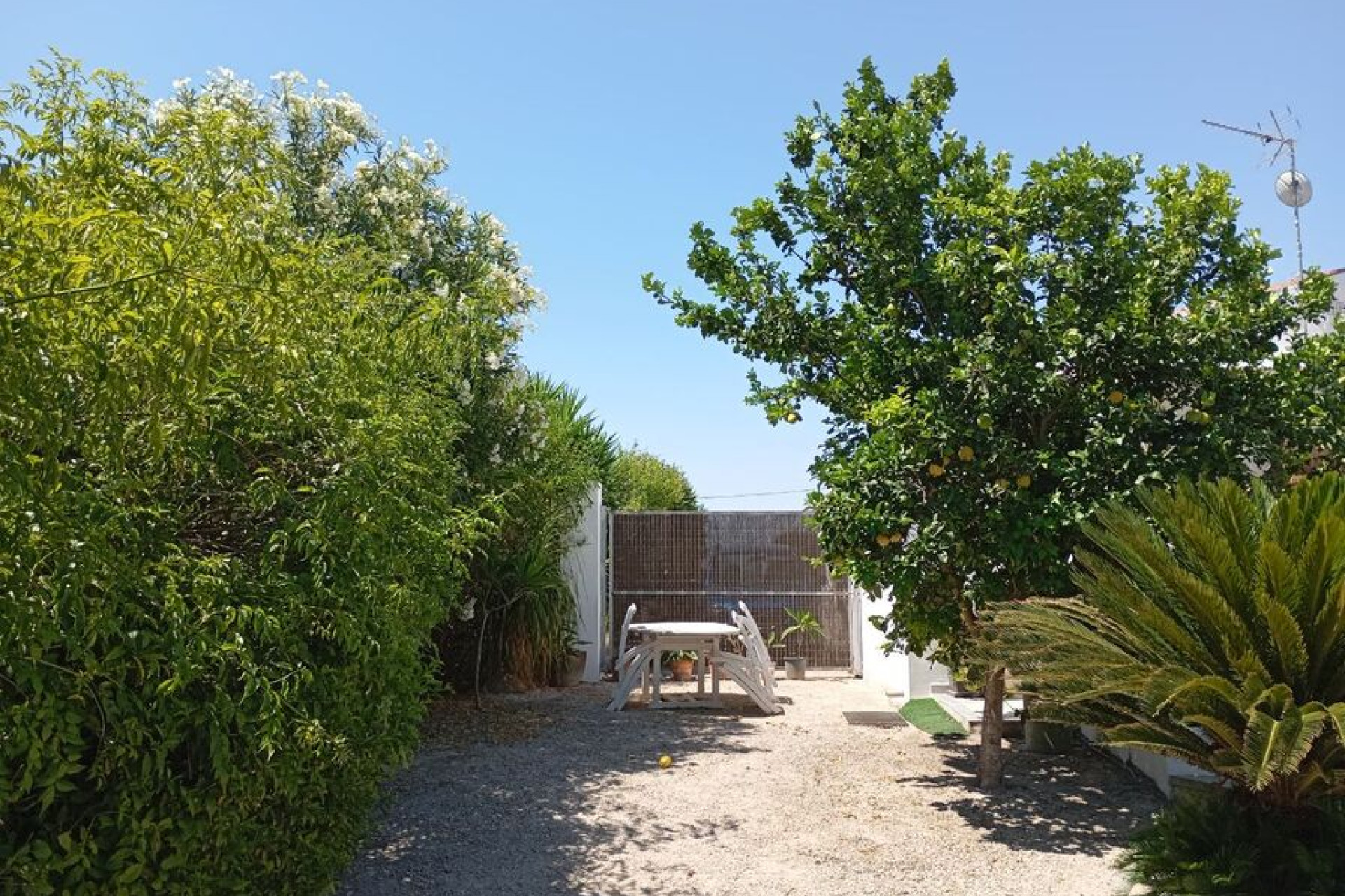 Herverkoop - Landhuis -
Daya Nueva - Costa Blanca