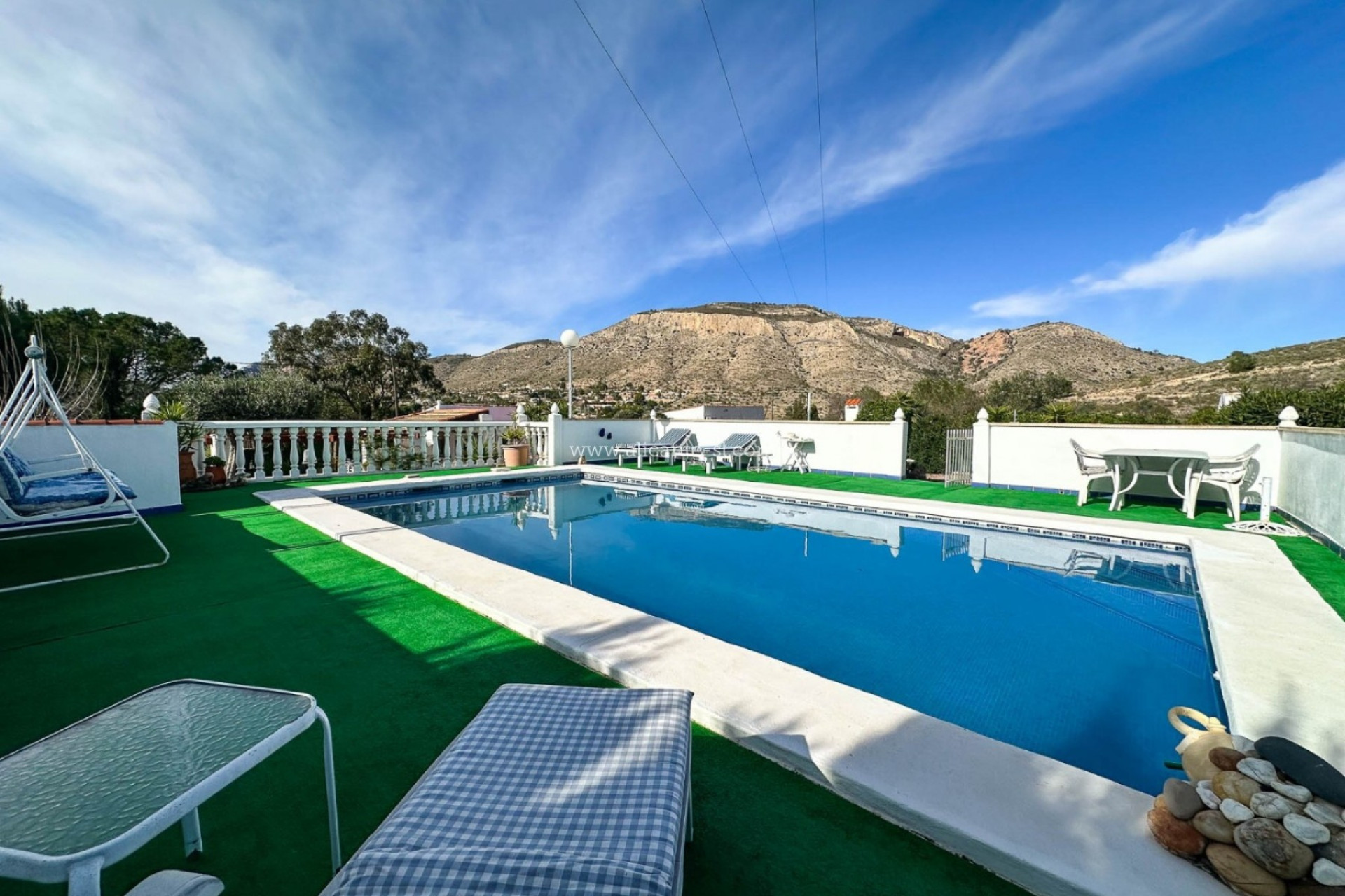 Herverkoop - Landhuis -
Hondón de las Nieves - HONDON DE LAS NIEVES