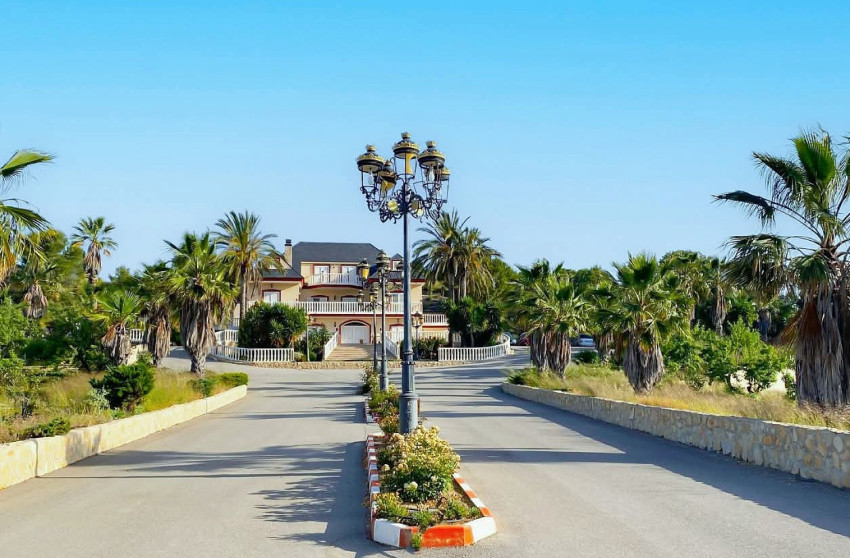 Herverkoop - Landhuis -
Jumilla