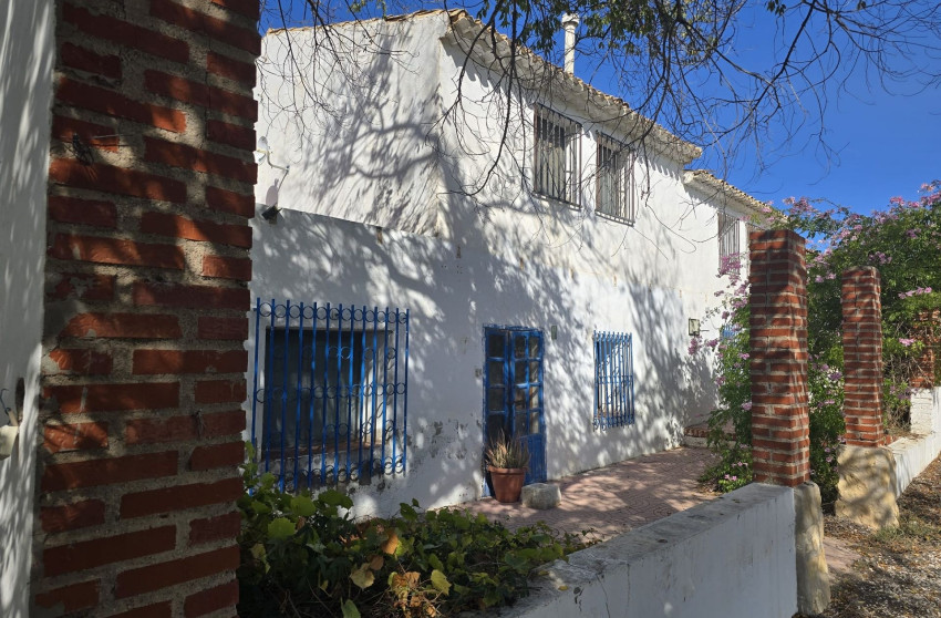 Herverkoop - Landhuis -
Monovar