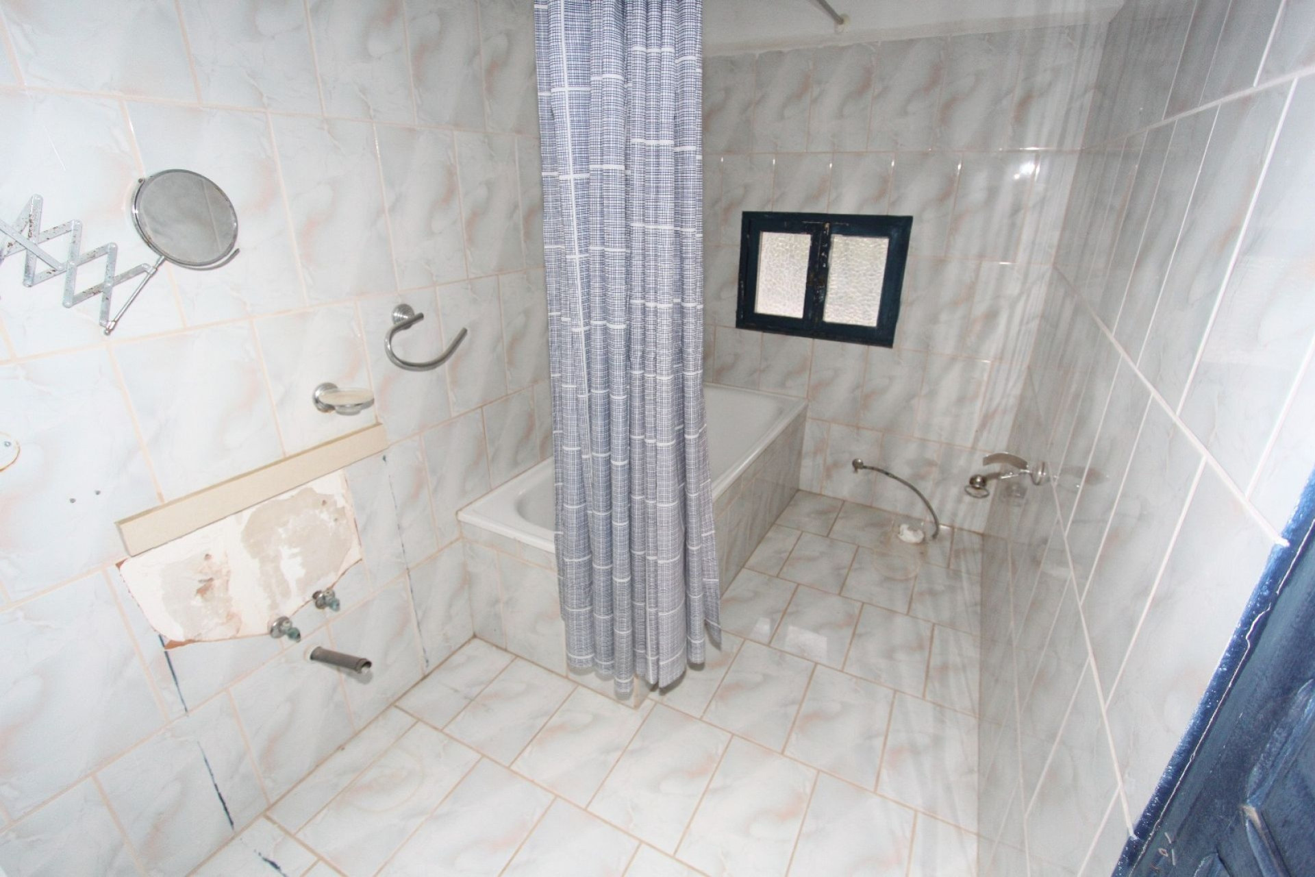 Herverkoop - Landhuis -
Monovar