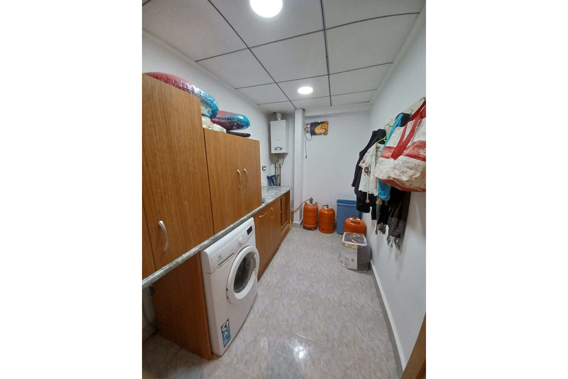 Herverkoop - Landhuis -
Monovar