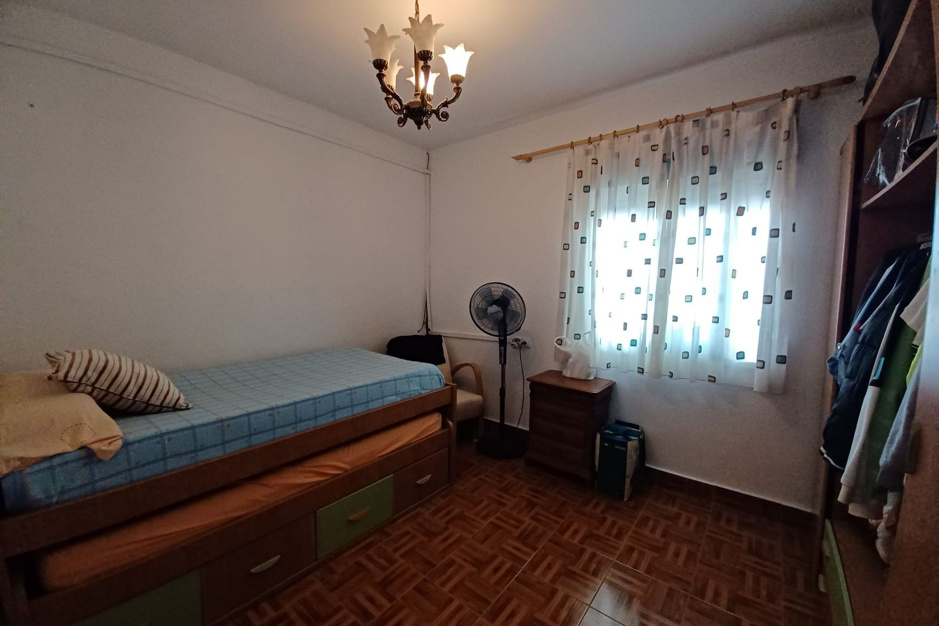 Herverkoop - Landhuis -
Monovar