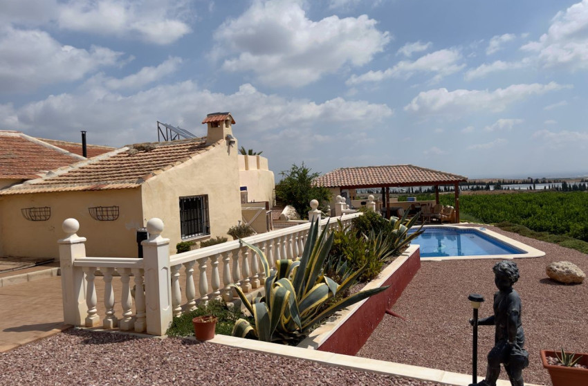 Herverkoop - Landhuis -
Orihuela Costa - Orihuela