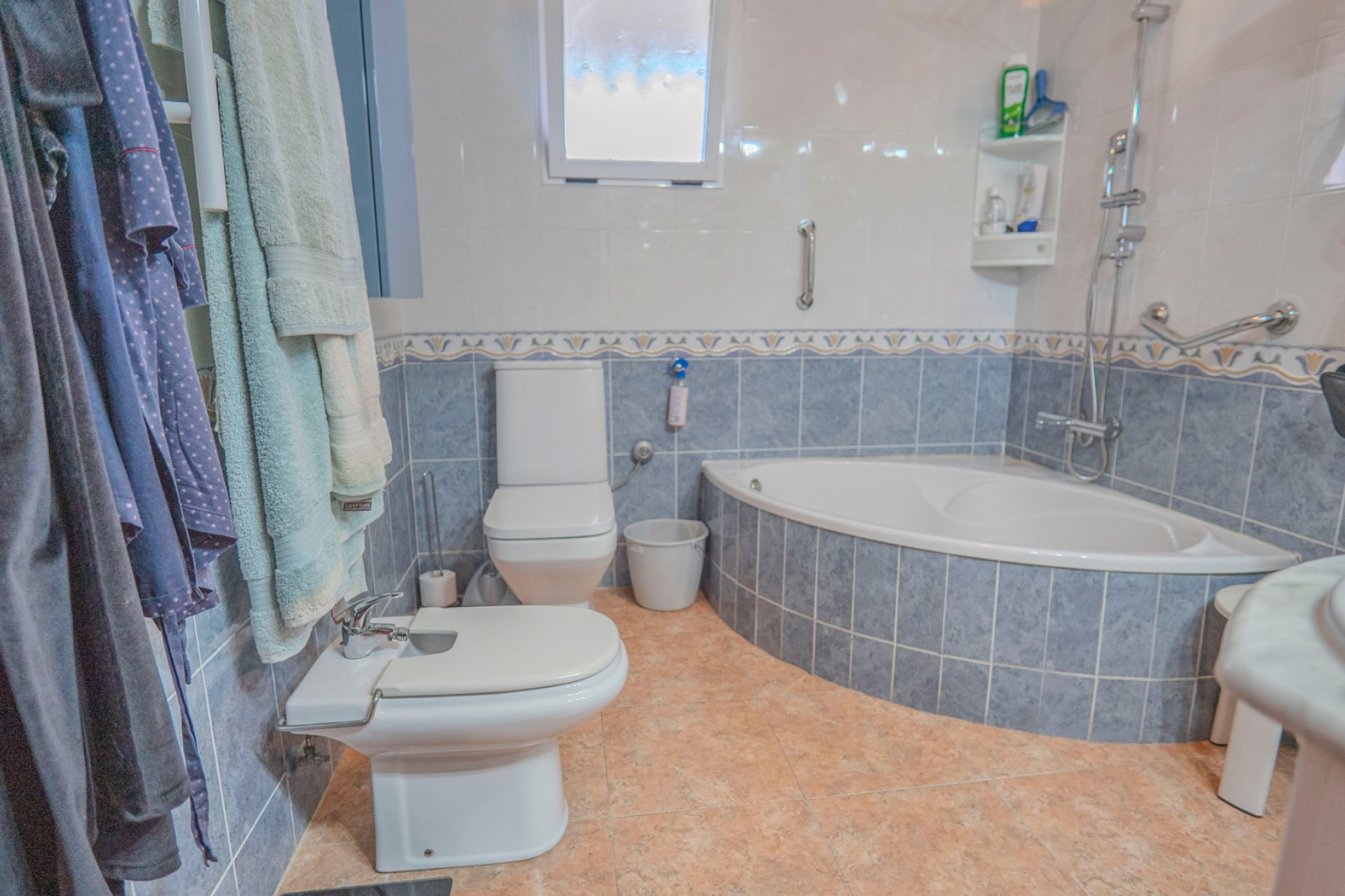 Herverkoop - Landhuis -
Orihuela