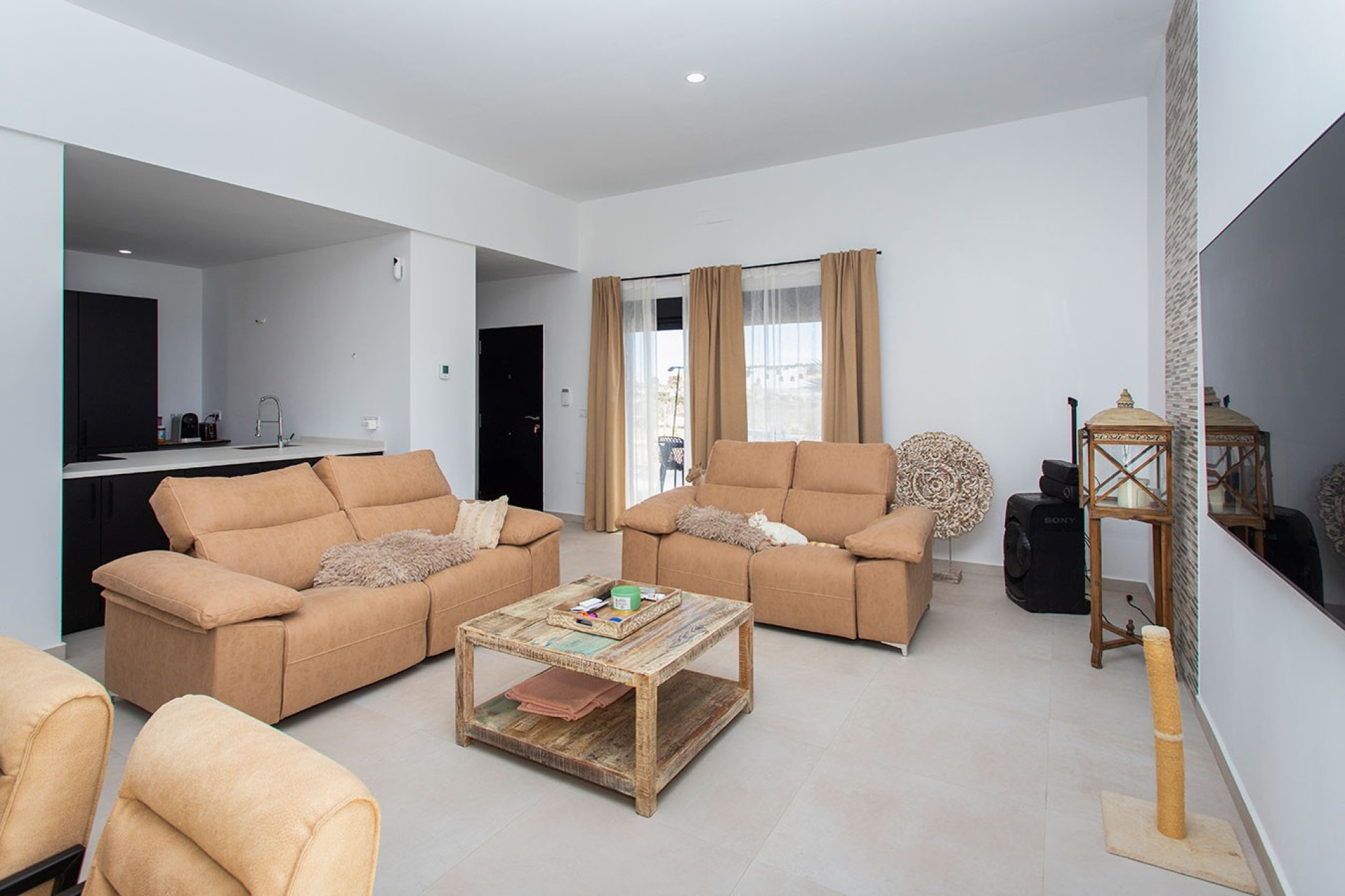 Herverkoop - Landhuis -
Pinoso - Campo