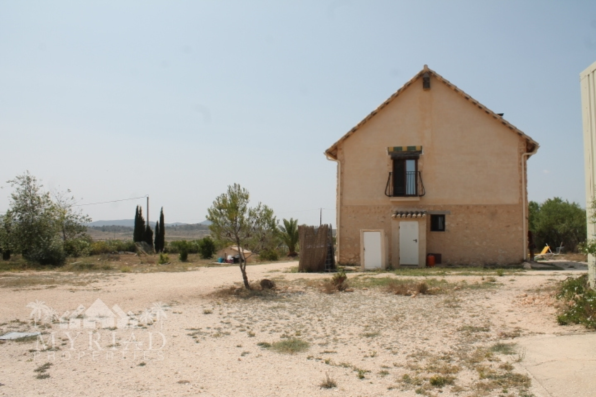 Herverkoop - Landhuis -
Pinoso - Pinoso Alicante