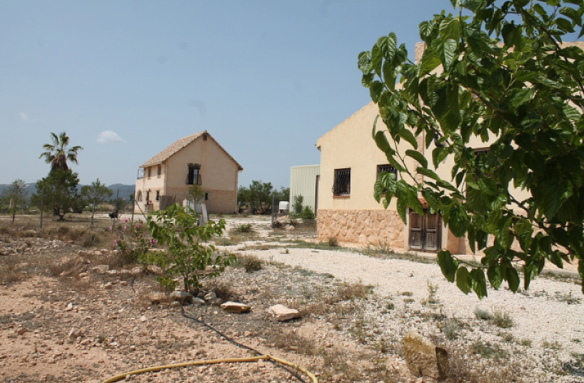 Herverkoop - Landhuis -
Pinoso