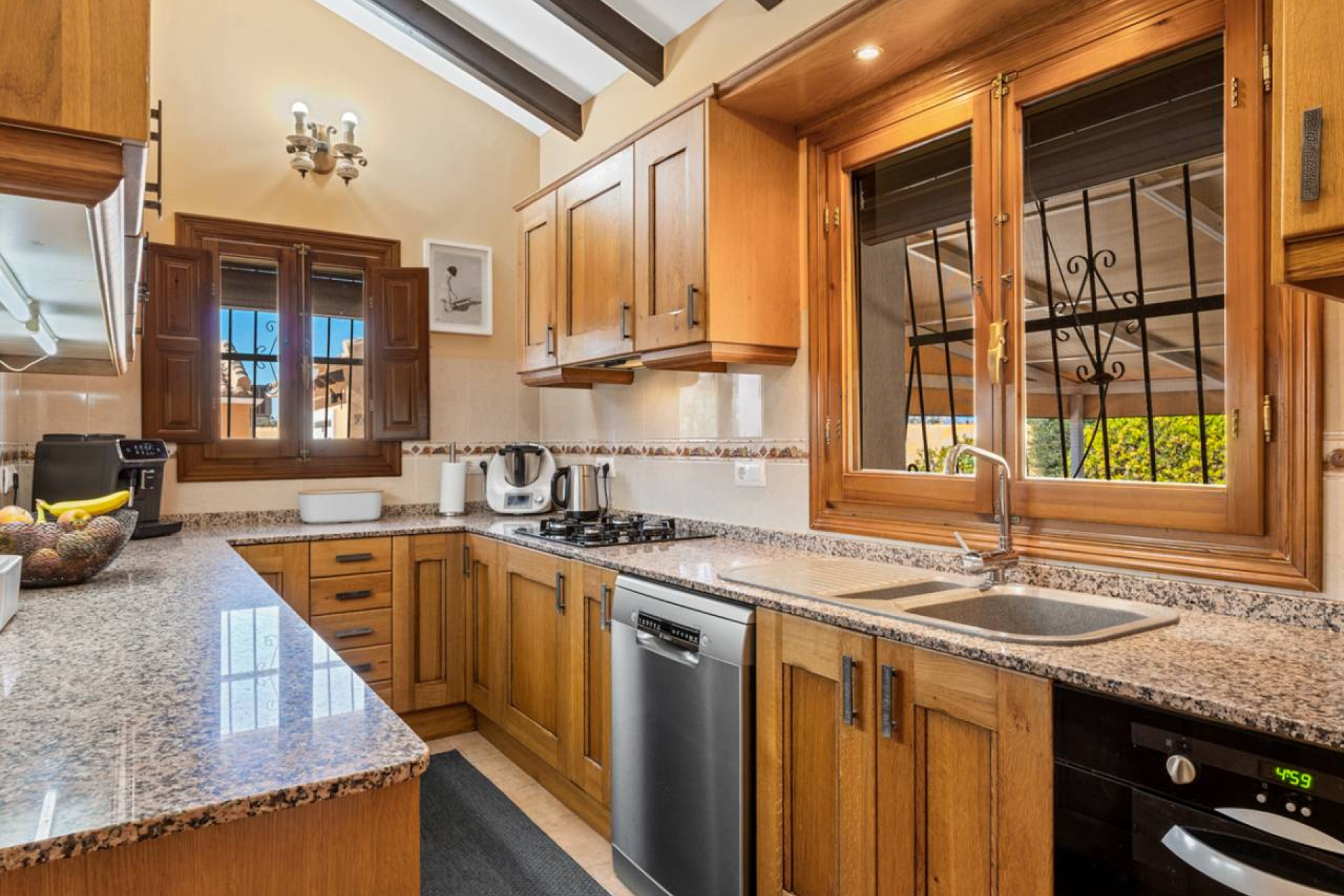 Herverkoop - Landhuis -
Rafal