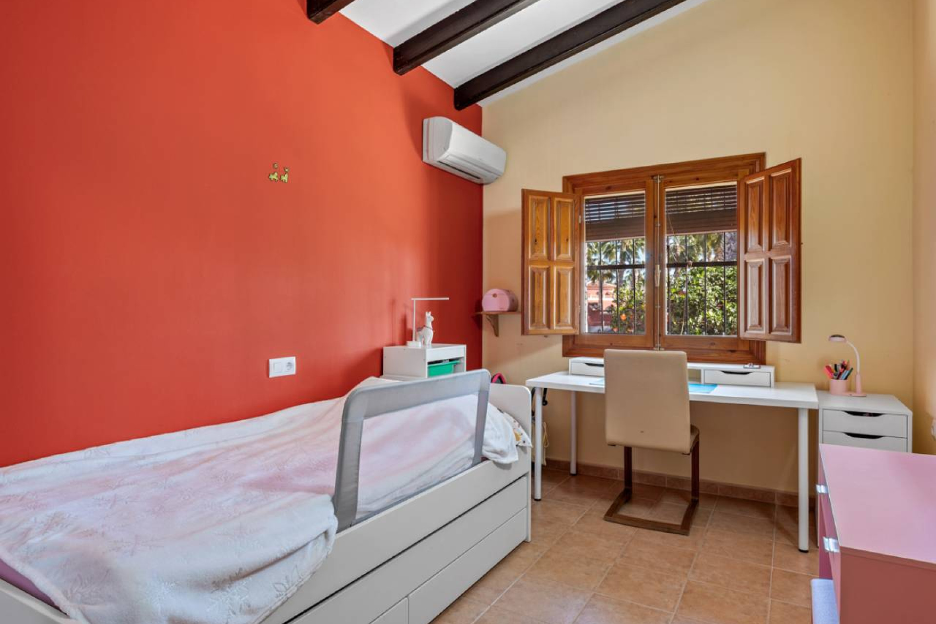 Herverkoop - Landhuis -
Rafal