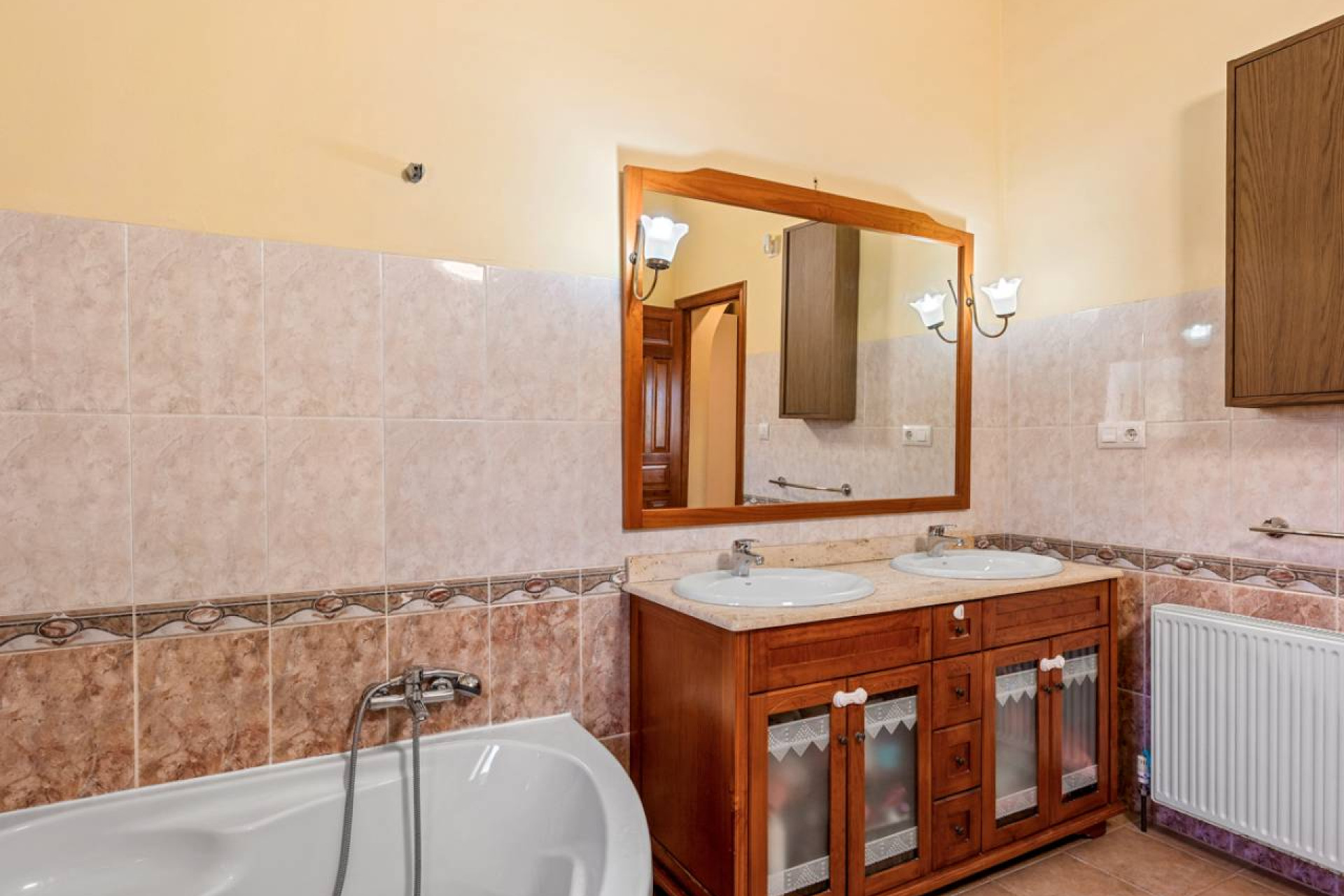 Herverkoop - Landhuis -
Rafal