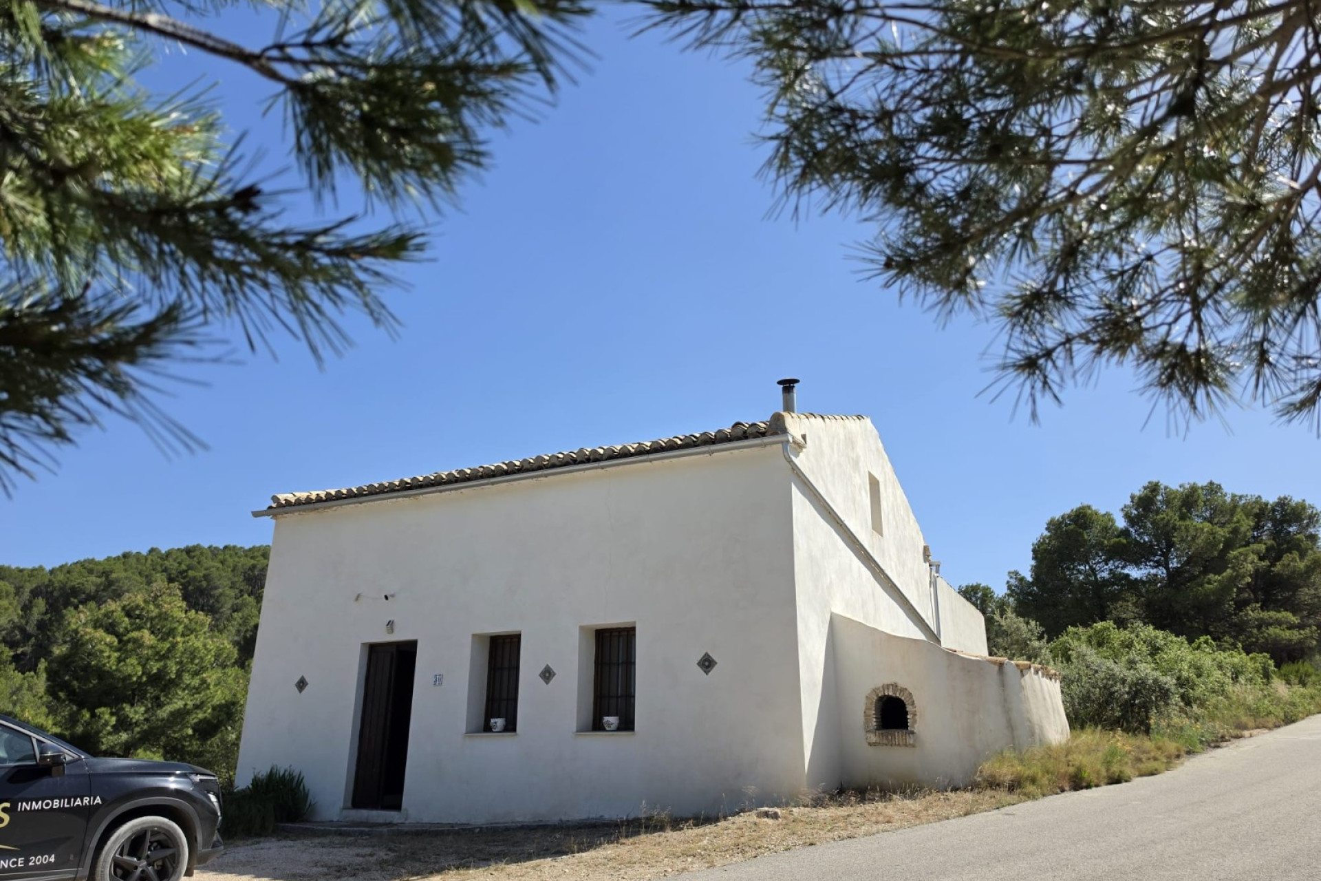 Herverkoop - Landhuis -
Villena - Inland