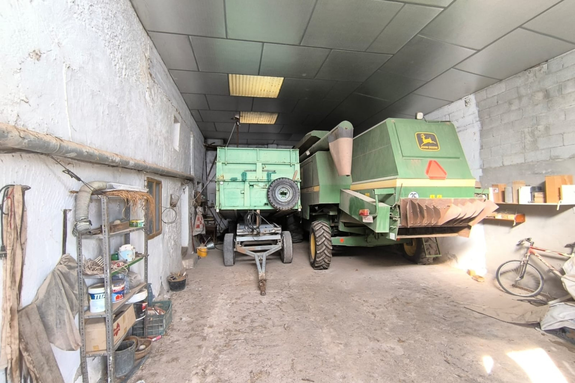 Herverkoop - Landhuis -
Yecla