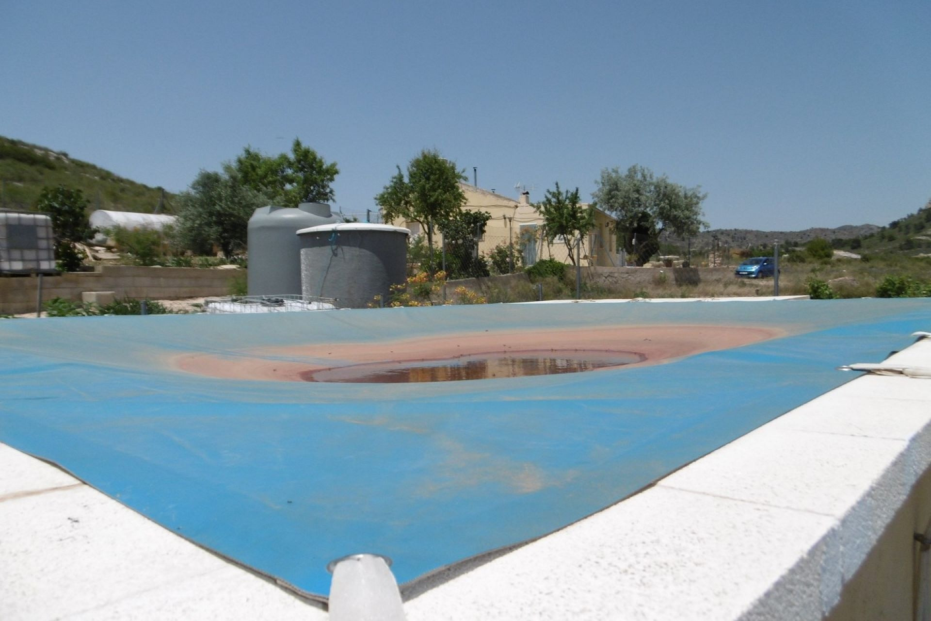 Herverkoop - Landhuis -
Yecla