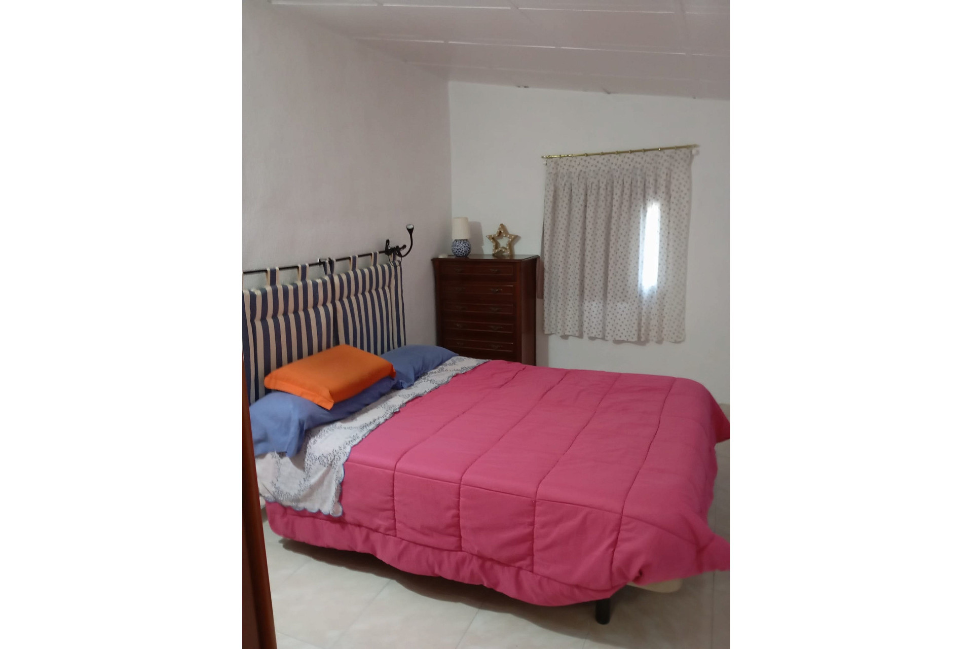 Herverkoop - Landhuis -
Yecla