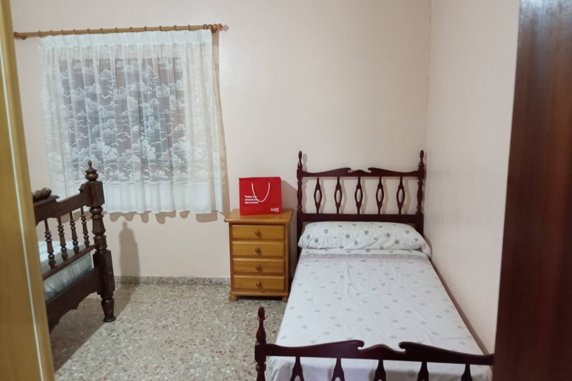 Herverkoop - Landhuis -
Yecla