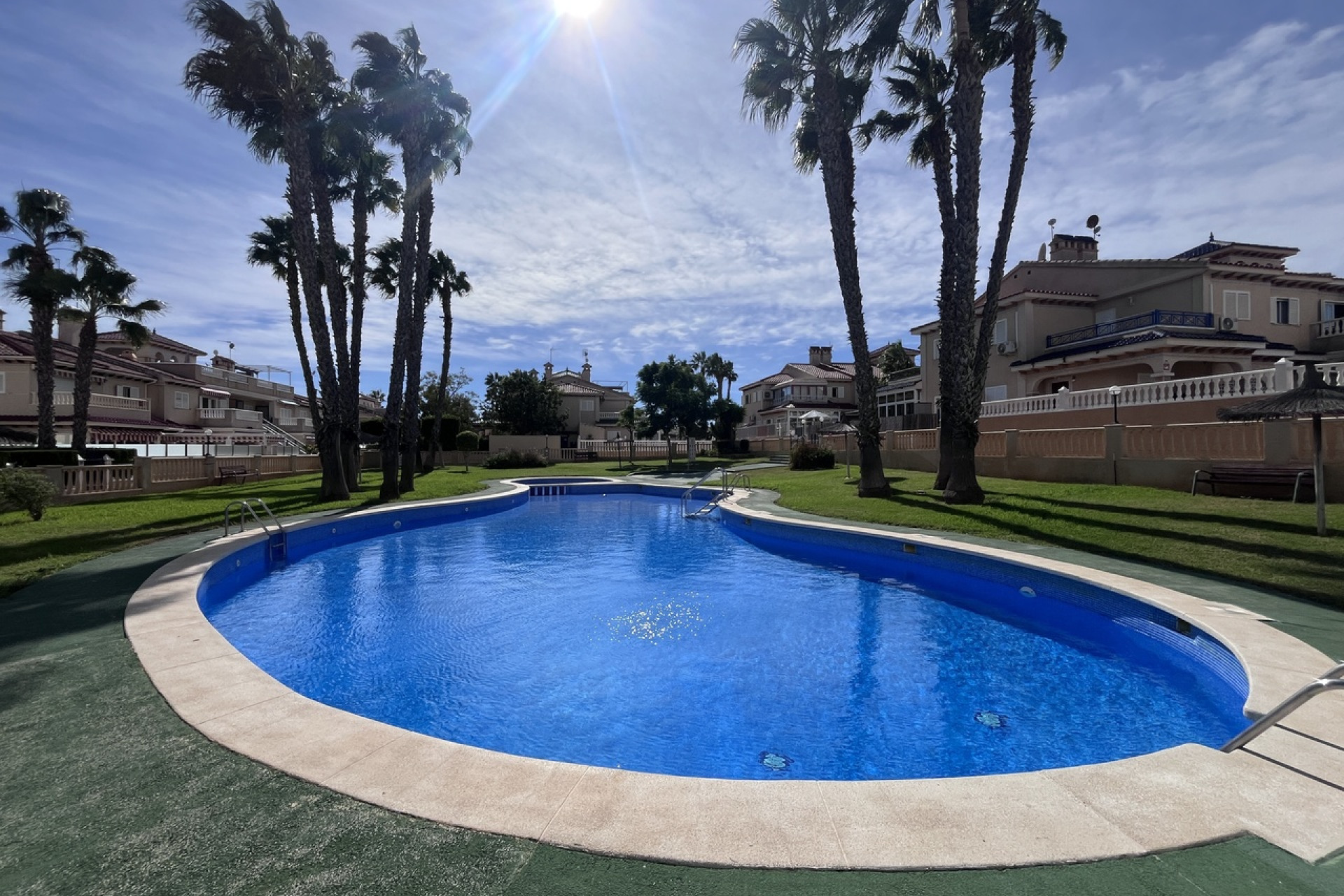 Herverkoop - Penthouse -
Playa Flamenca