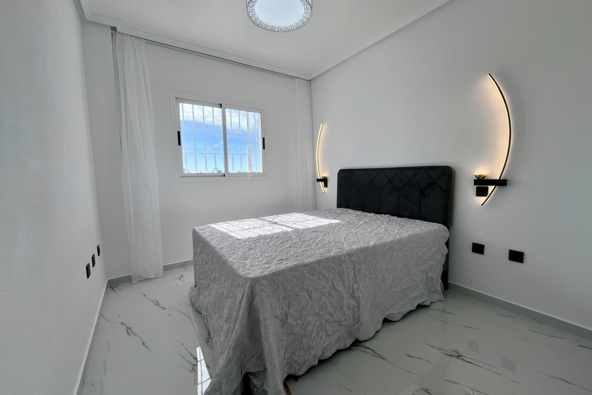 Herverkoop - Penthouse -
Playa Flamenca