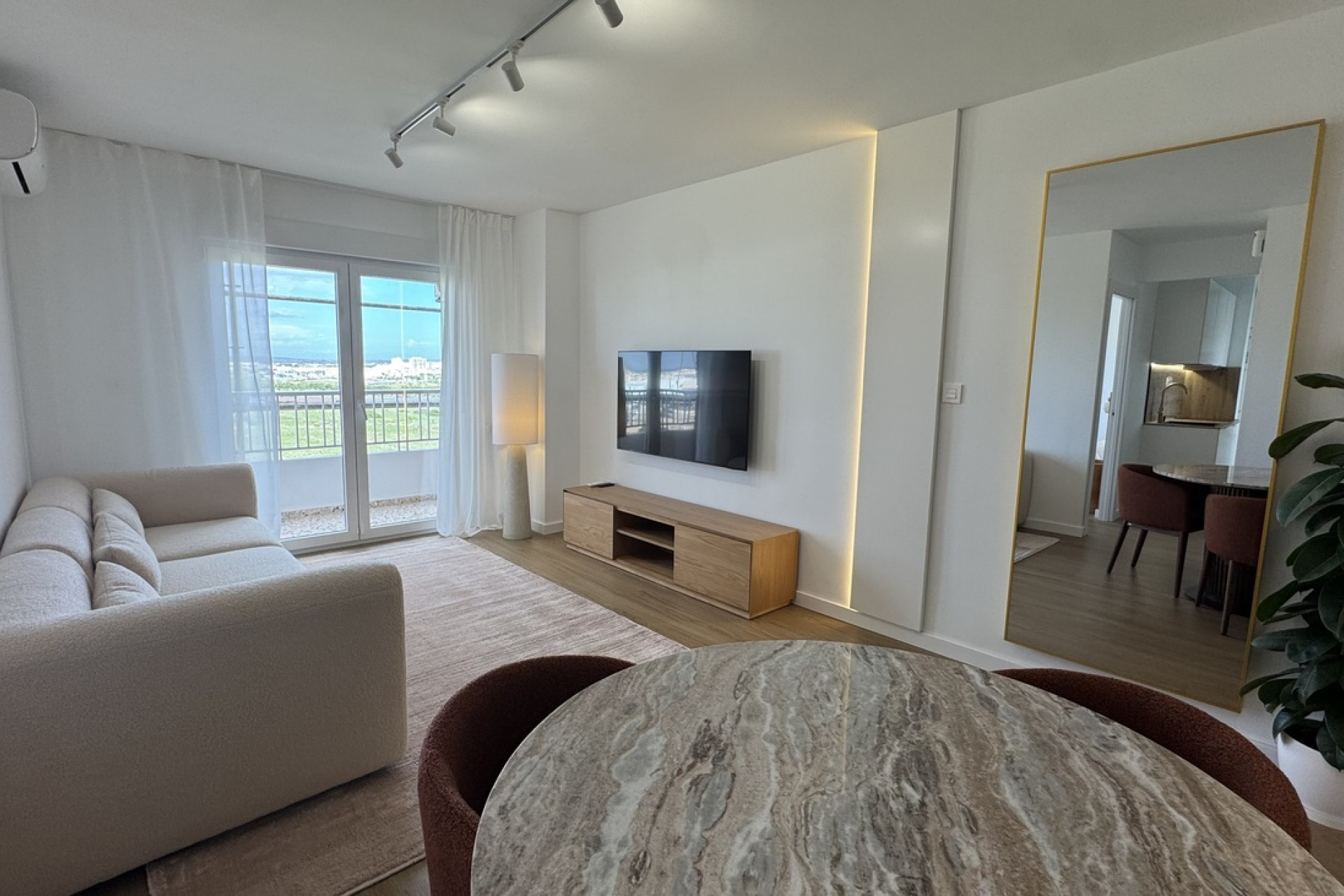 Herverkoop - Penthouse -
Punta Prima - Costa Blanca