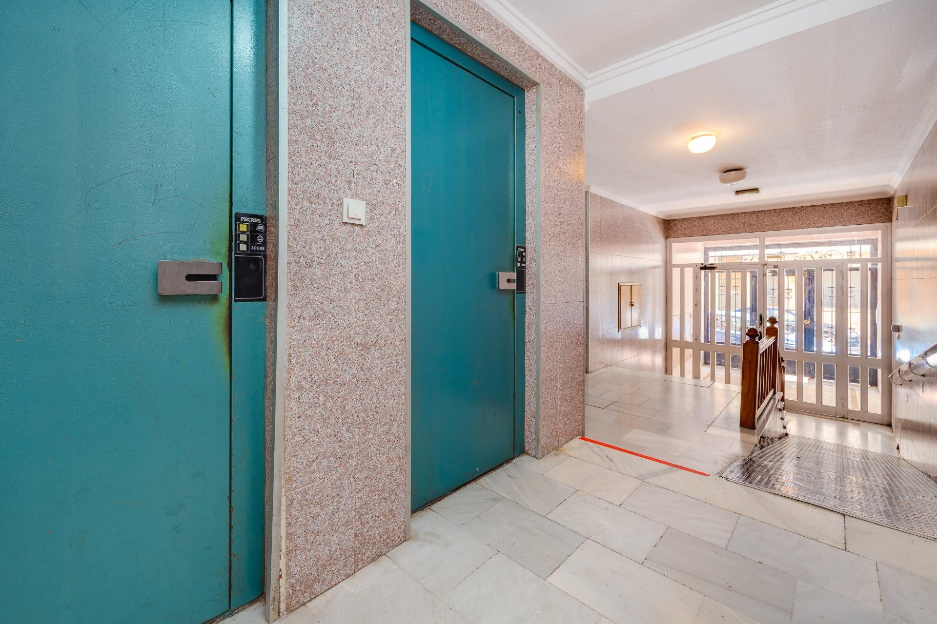 Herverkoop - Penthouse -
Torrevieja - Centro