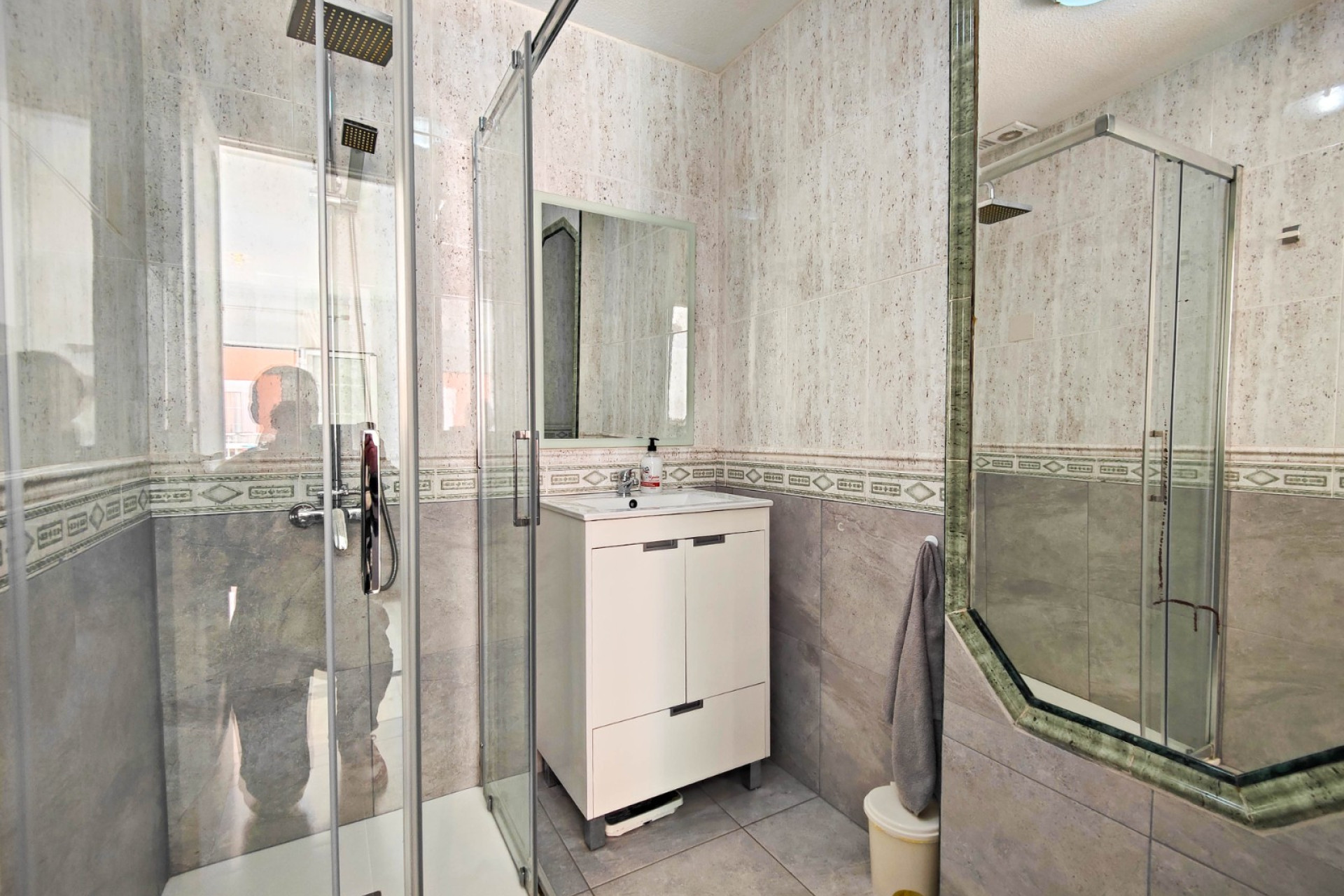 Herverkoop - Penthouse -
Torrevieja - Costa Blanca