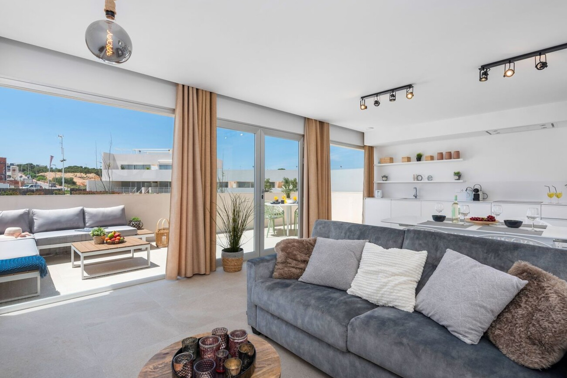 Herverkoop - Penthouse -
Torrevieja - Costa Blanca