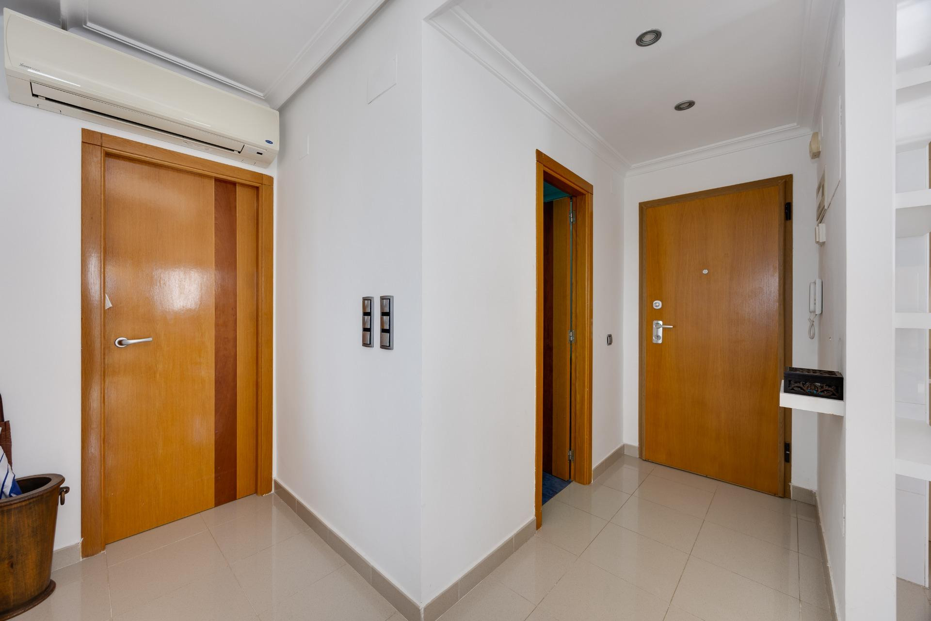 Herverkoop - Penthouse -
Torrevieja - La Veleta