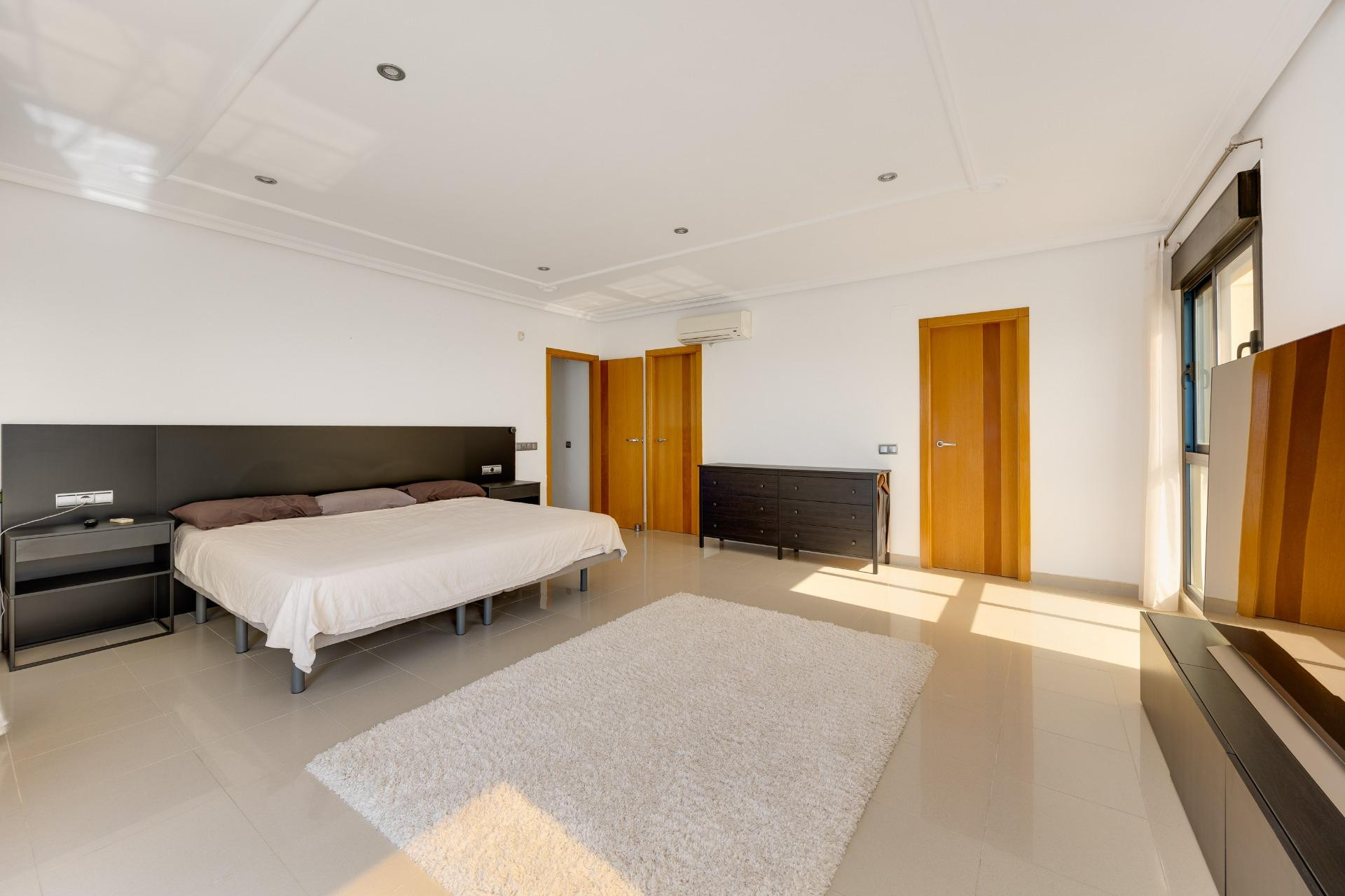 Herverkoop - Penthouse -
Torrevieja - La Veleta