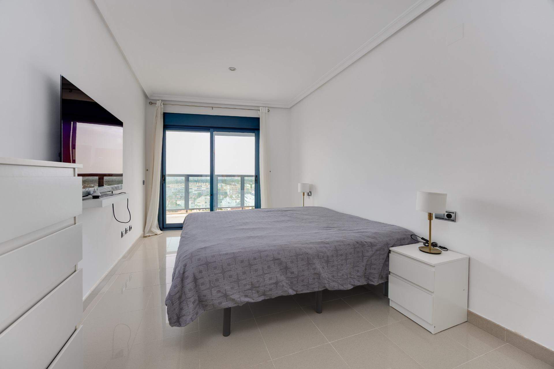 Herverkoop - Penthouse -
Torrevieja - La Veleta