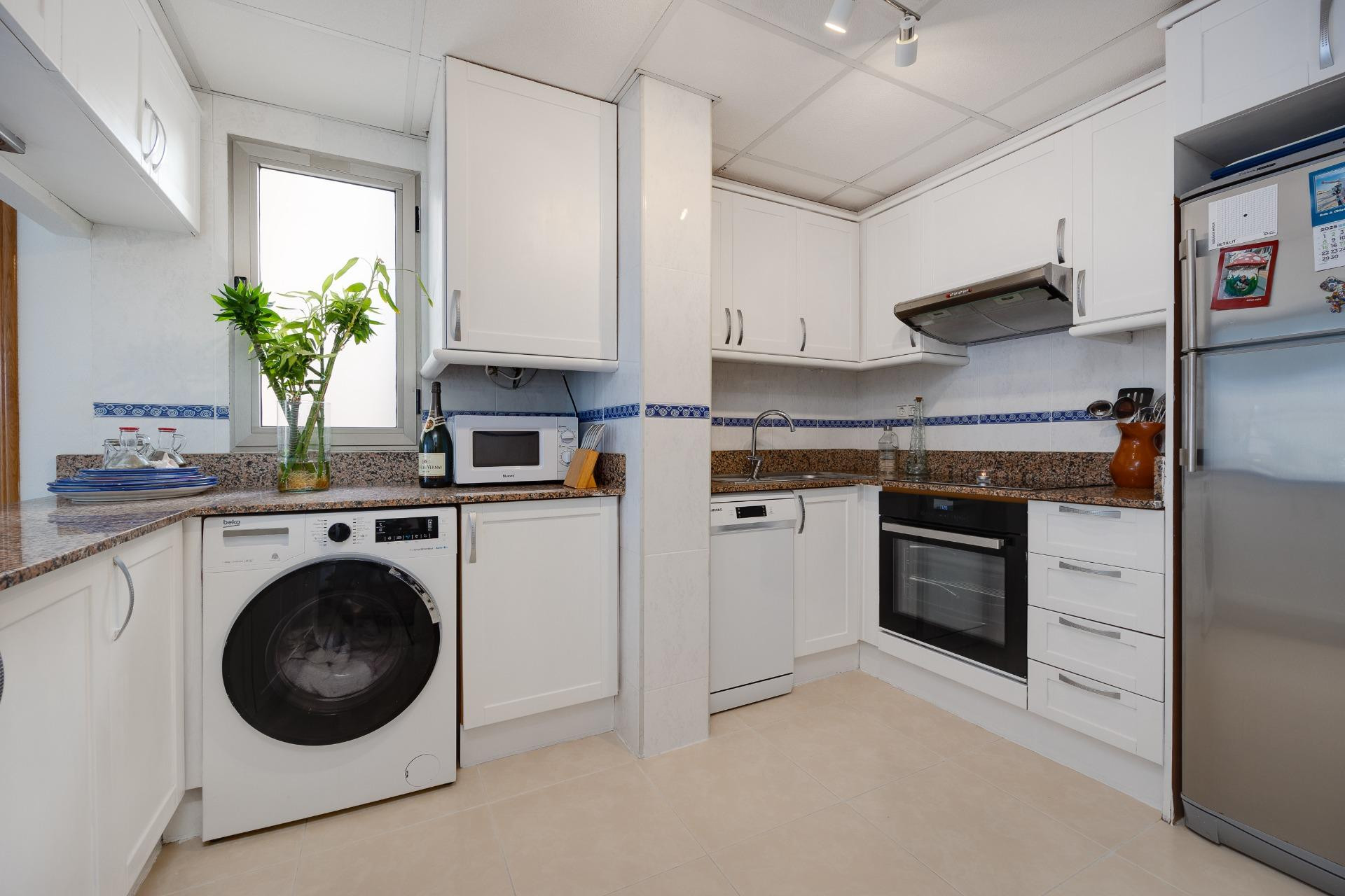 Herverkoop - Penthouse -
Torrevieja - Playa de los Locos