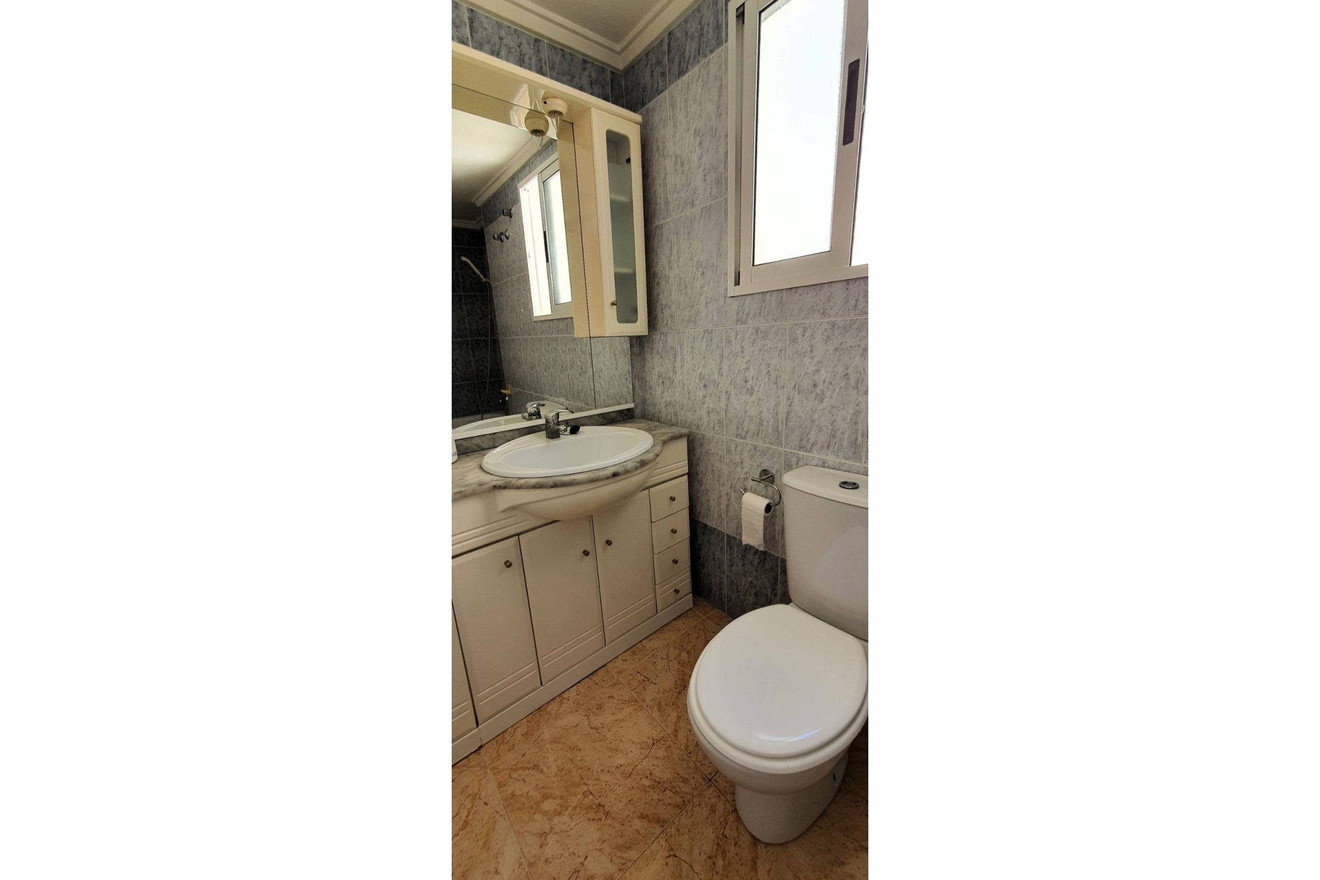 Herverkoop - Penthouse -
Torrevieja - Playa de los Locos