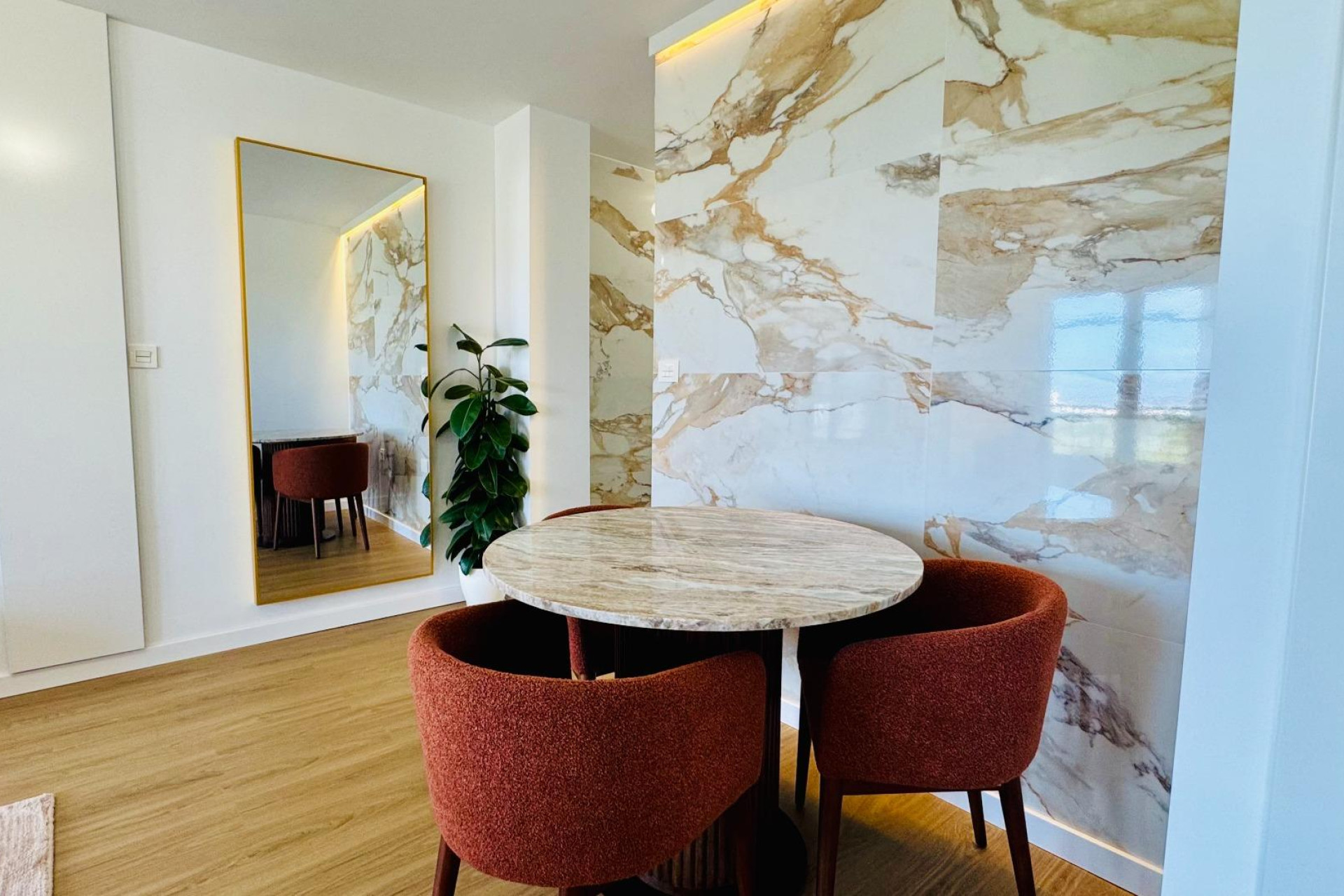 Herverkoop - Penthouse -
Torrevieja - Punta Prima