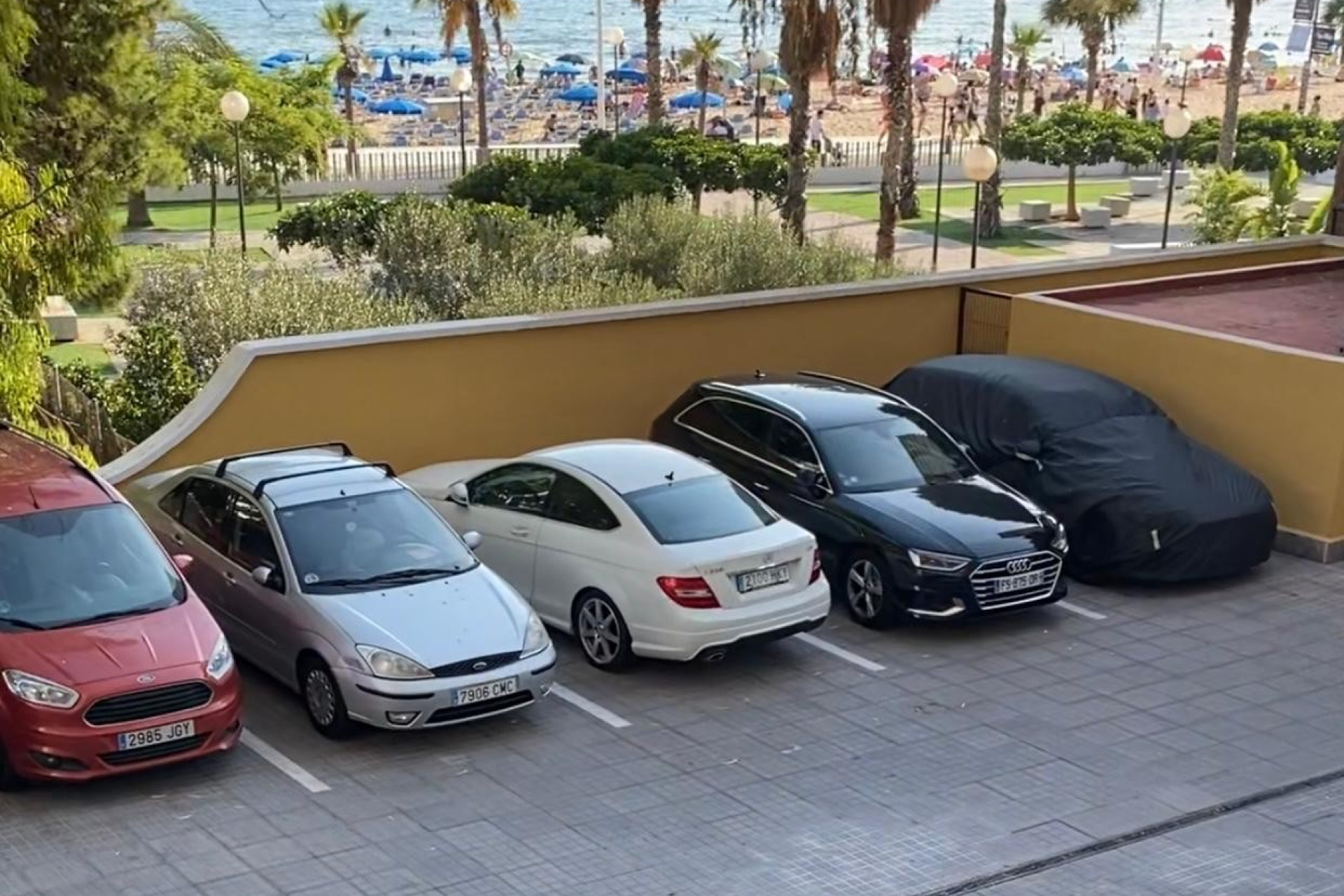 Herverkoop - Plat -
Benidorm - 1ª Linea De Playa