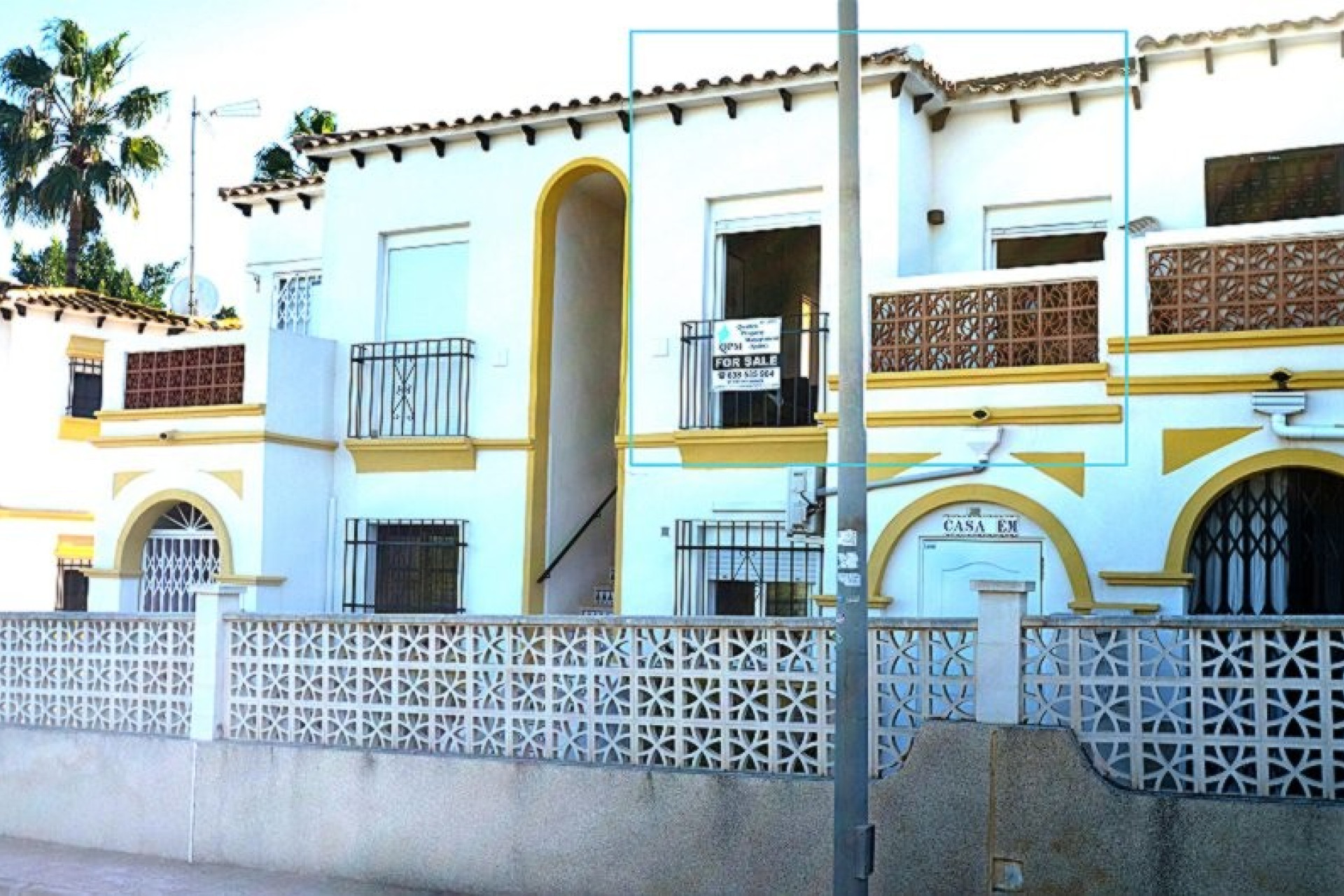 Herverkoop - Plat -
Blue Lagoon - Costa Blanca