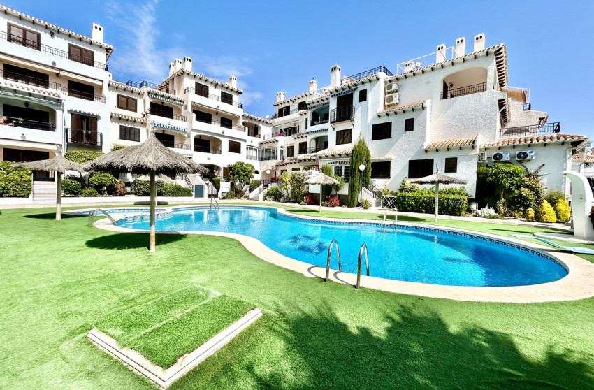 Herverkoop - Plat -
Cabo Roig - Costa Blanca