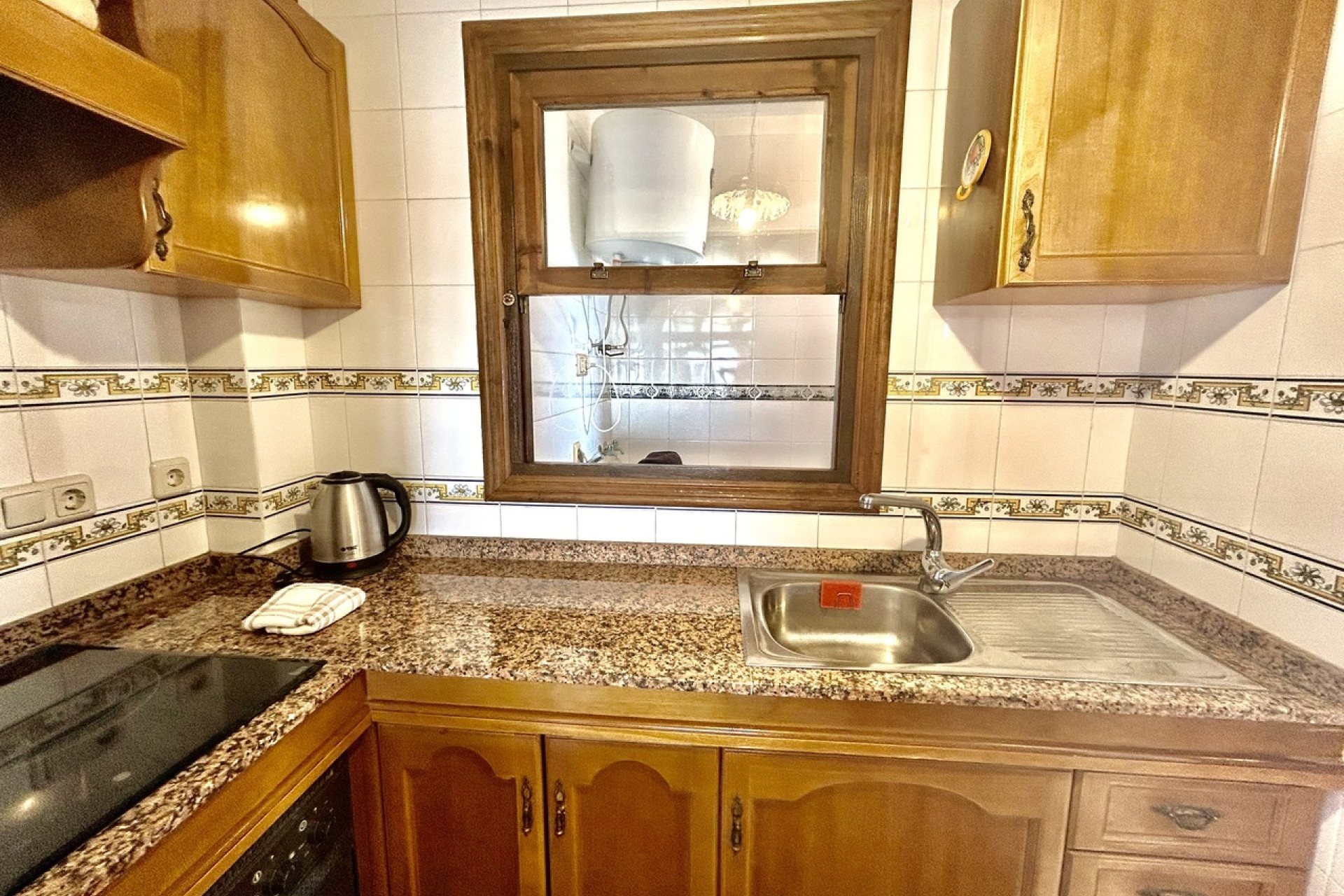 Herverkoop - Plat -
Cabo Roig - Costa Blanca