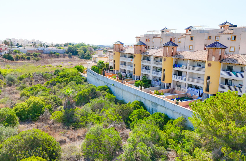 Herverkoop - Plat -
Cabo Roig