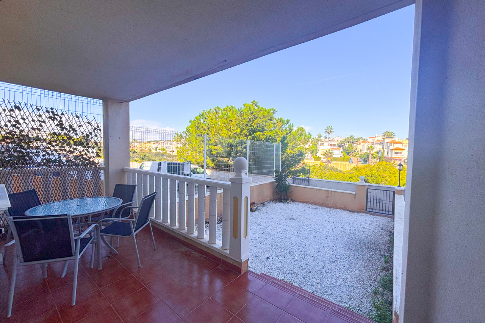 Herverkoop - Plat -
Cabo Roig