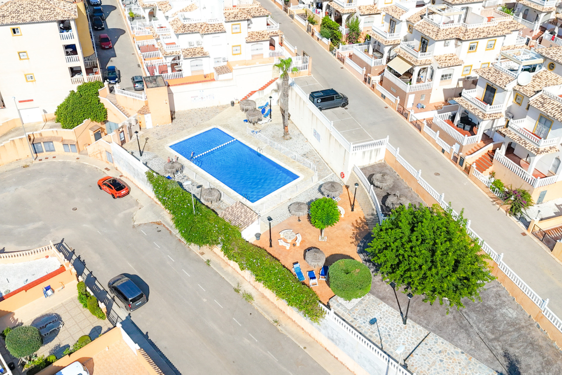 Herverkoop - Plat -
Cabo Roig