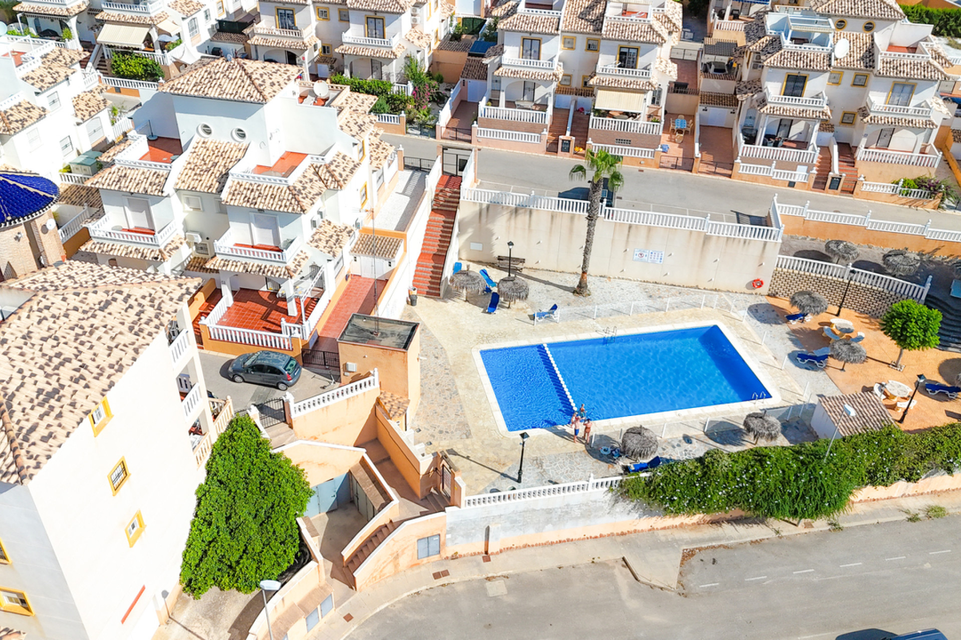 Herverkoop - Plat -
Cabo Roig