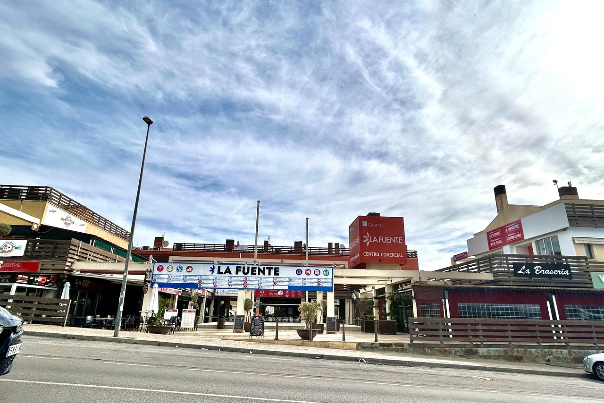 Herverkoop - Plat -
Campoamor - Campoamor R-5