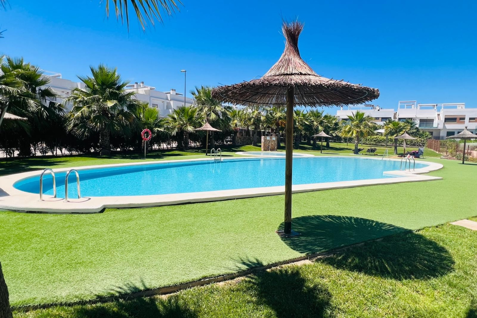 Herverkoop - Plat -
Entre Naranjos - Entre Naranjos - Vistabella Golf