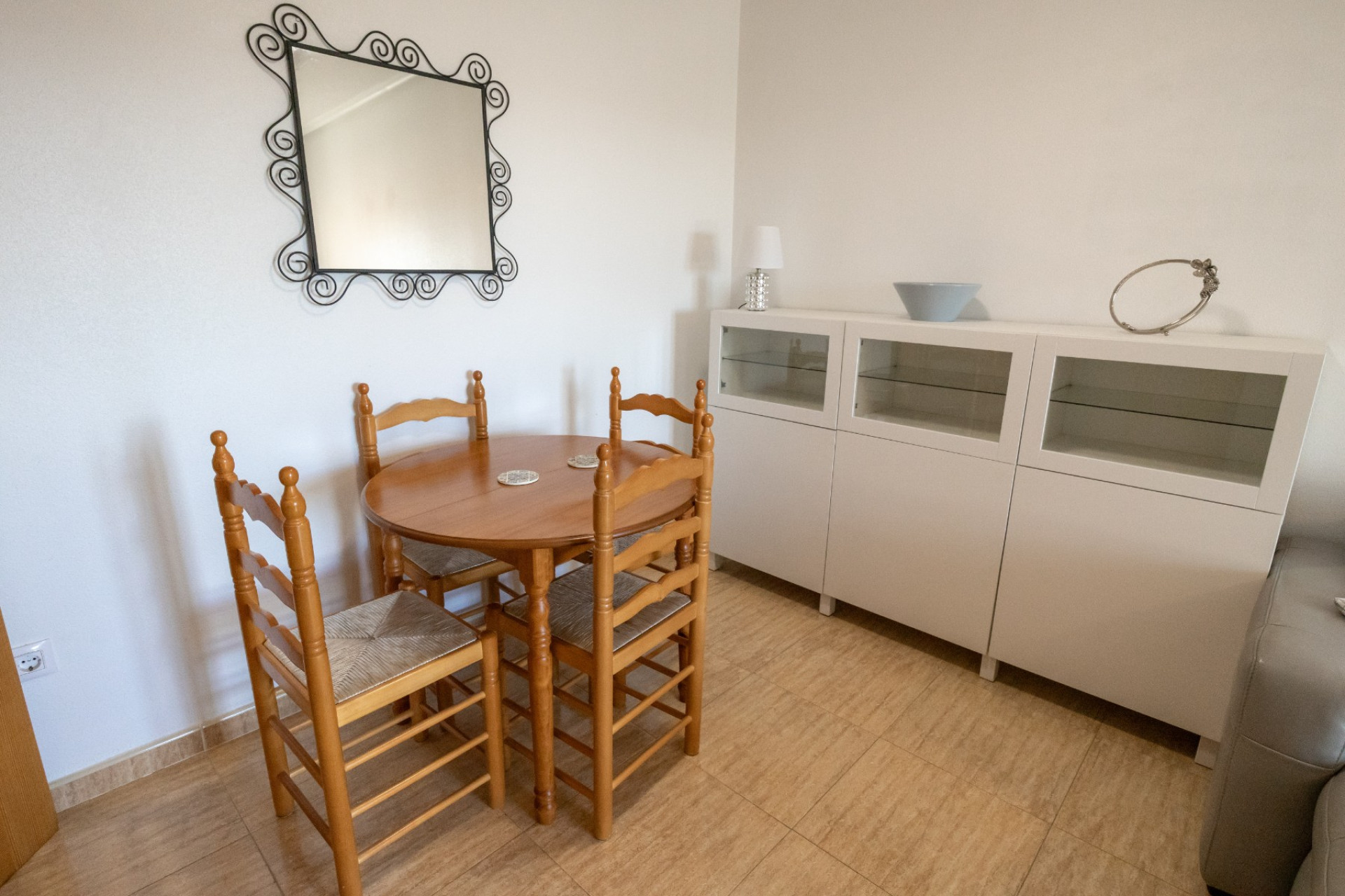 Herverkoop - Plat -
Formentera del Segura