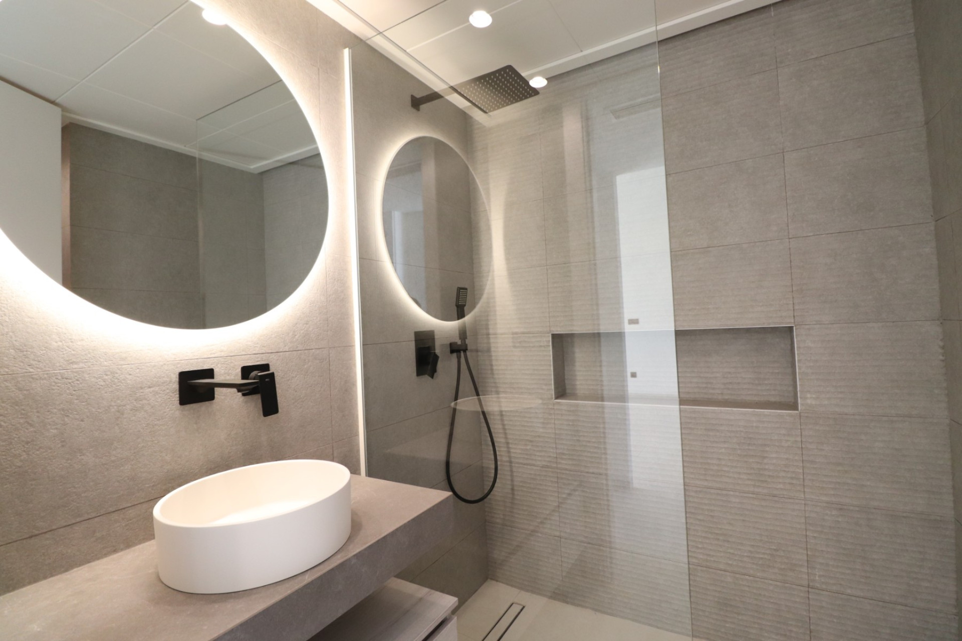 Herverkoop - Plat -
Guardamar del Segura - El Raso