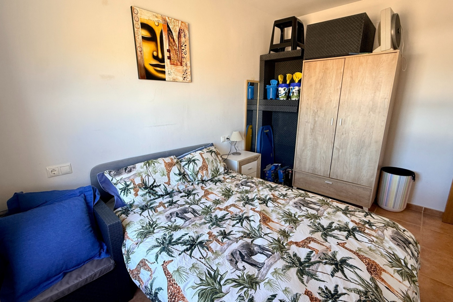 Herverkoop - Plat -
Hondón de los Fráiles