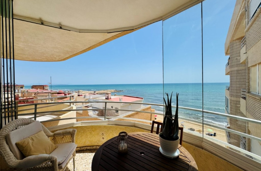 Herverkoop - Plat -
La Mata - Costa Blanca