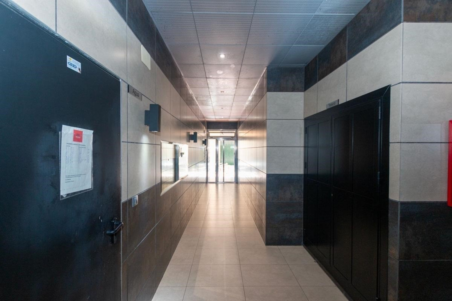 Herverkoop - Plat -
La Mata - La Mata - Town