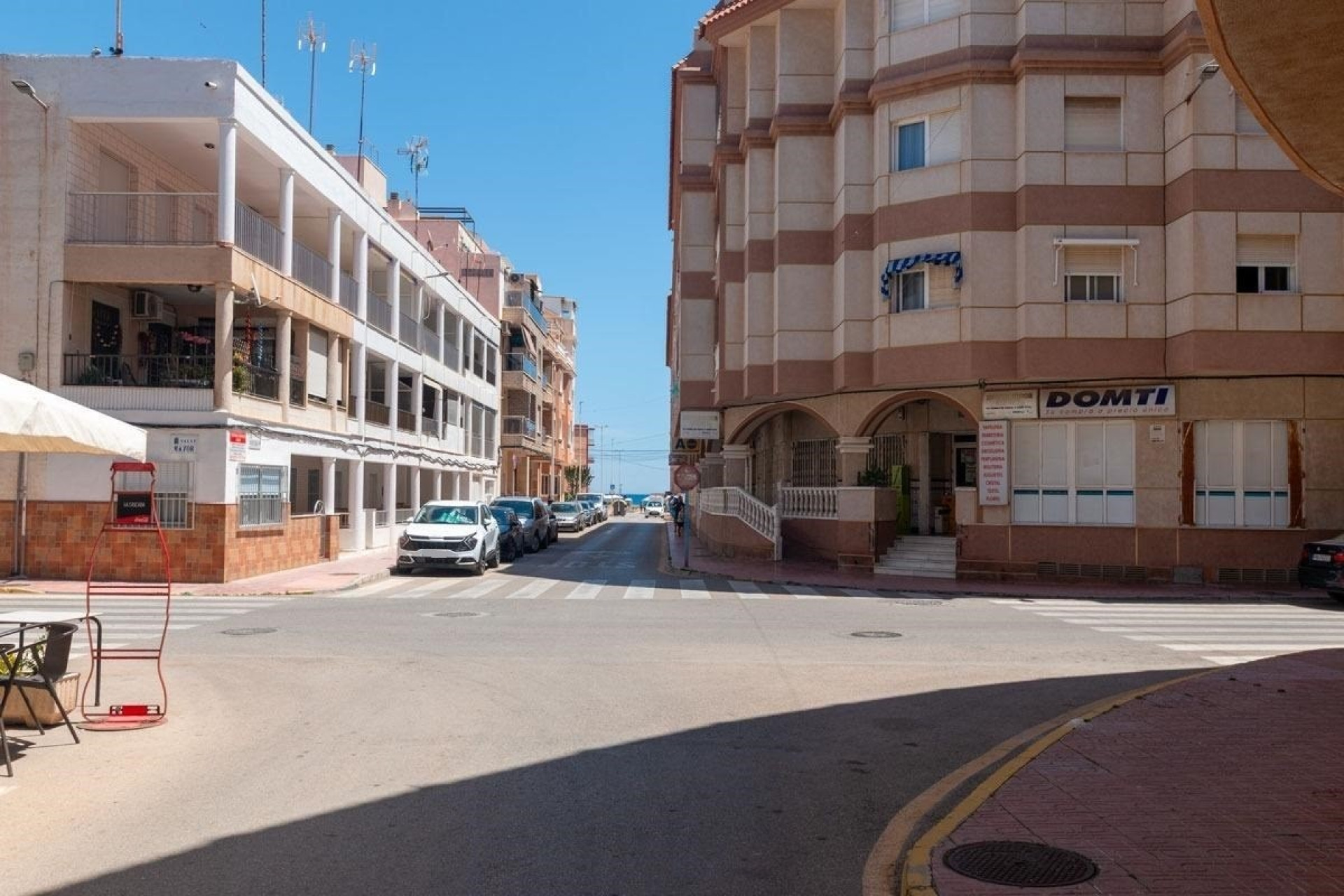 Herverkoop - Plat -
La Mata - La Mata - Town