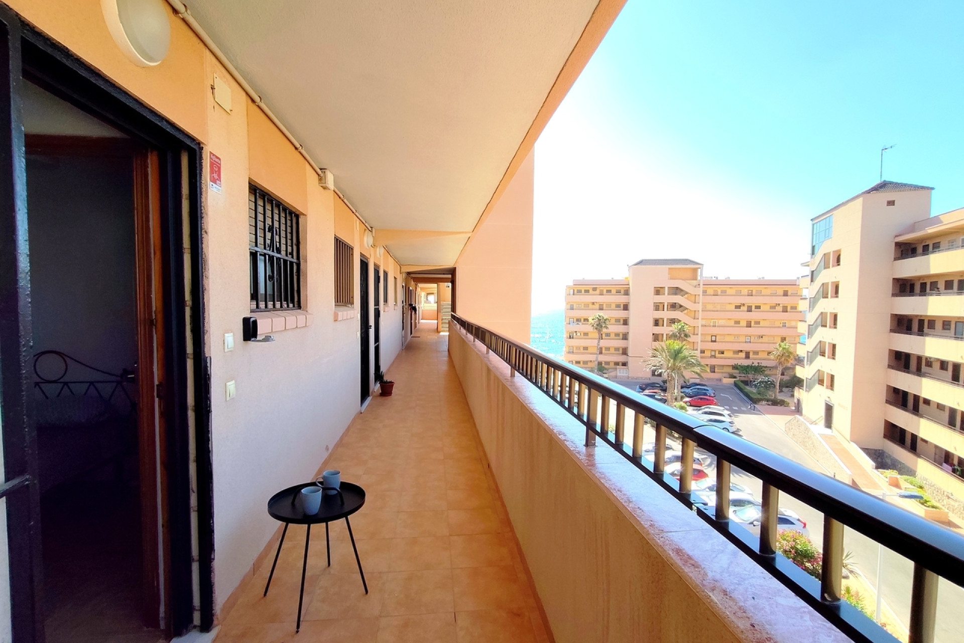 Herverkoop - Plat -
La Mata